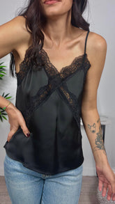 Lencera Satén Negro